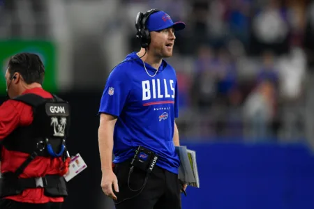 Bills' Brady unsatisfied with 2-0 start